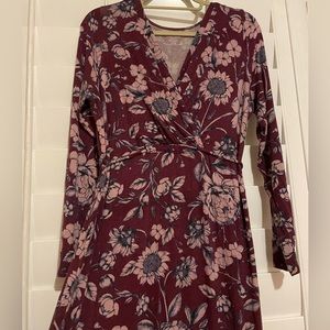 Motherhood Floral Nursing Dress, size M